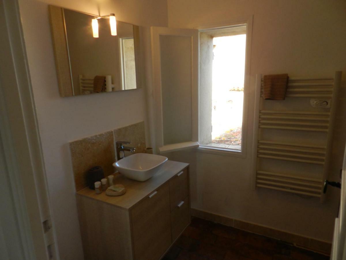 La Maison Peano Gassin Bagian luar foto