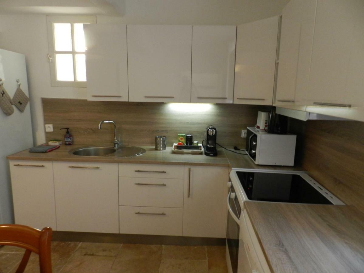 La Maison Peano Gassin Bagian luar foto
