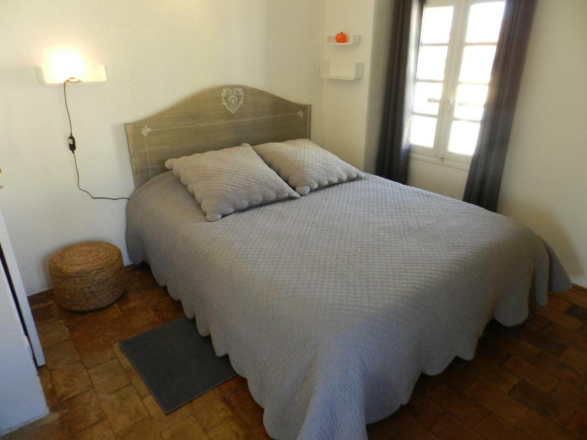 La Maison Peano Gassin Bagian luar foto