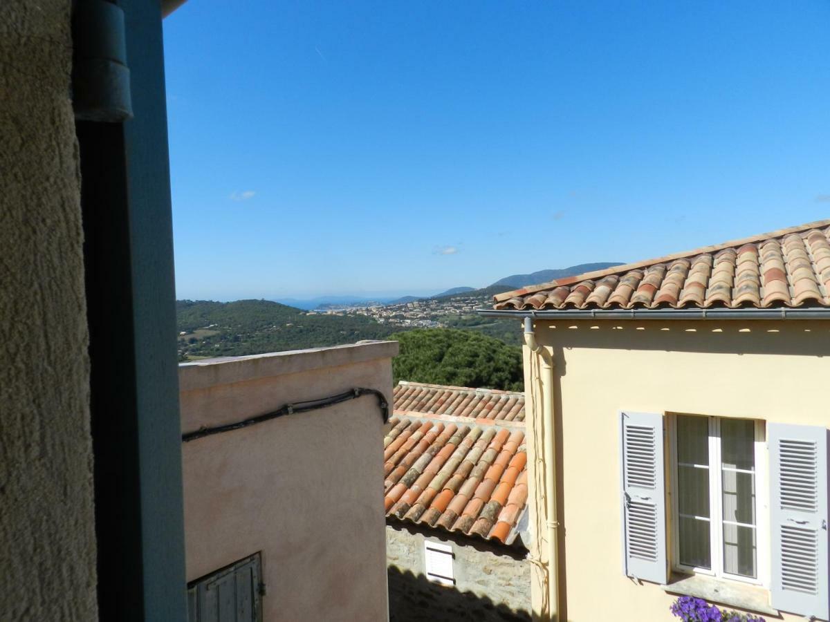 La Maison Peano Gassin Bagian luar foto